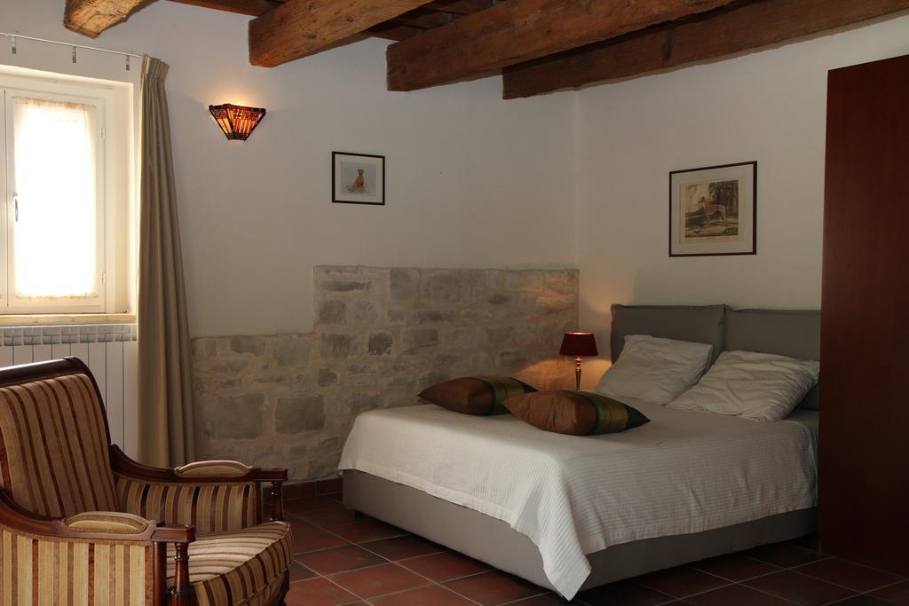 Bed and Breakfast Casa Sorgente San Costanzo Exterior foto