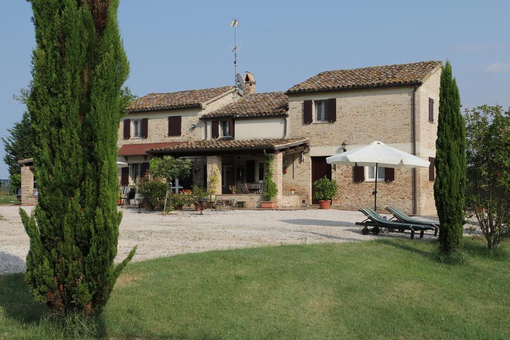 Bed and Breakfast Casa Sorgente San Costanzo Exterior foto